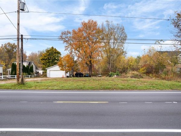 4674 Massillon Road, Green, OH 44720