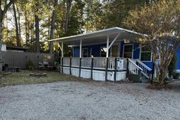 613-669 5th Ave. S photo 4