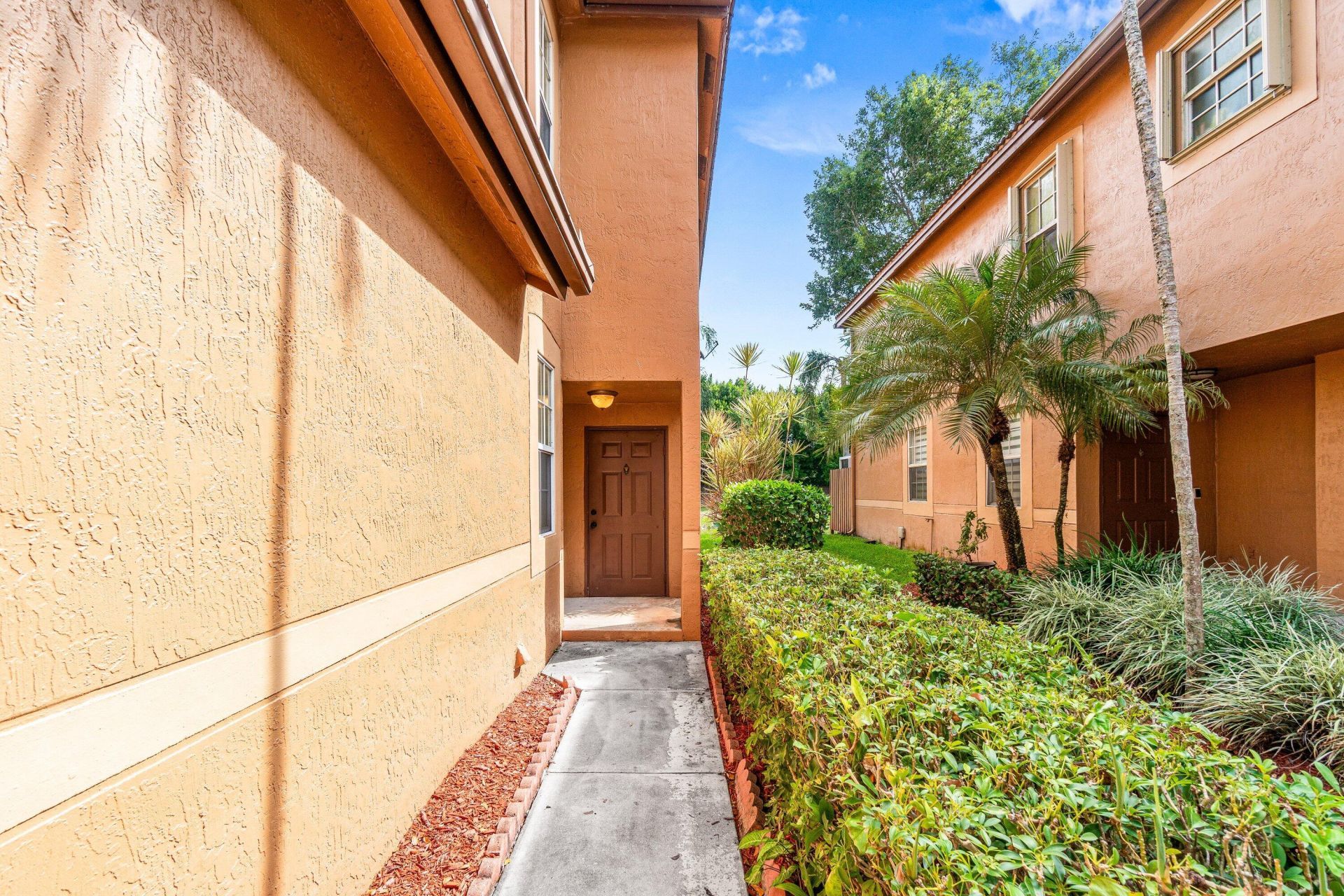 1588 Veracruz Lane, Unit 1588, Weston, FL 33327 Photo