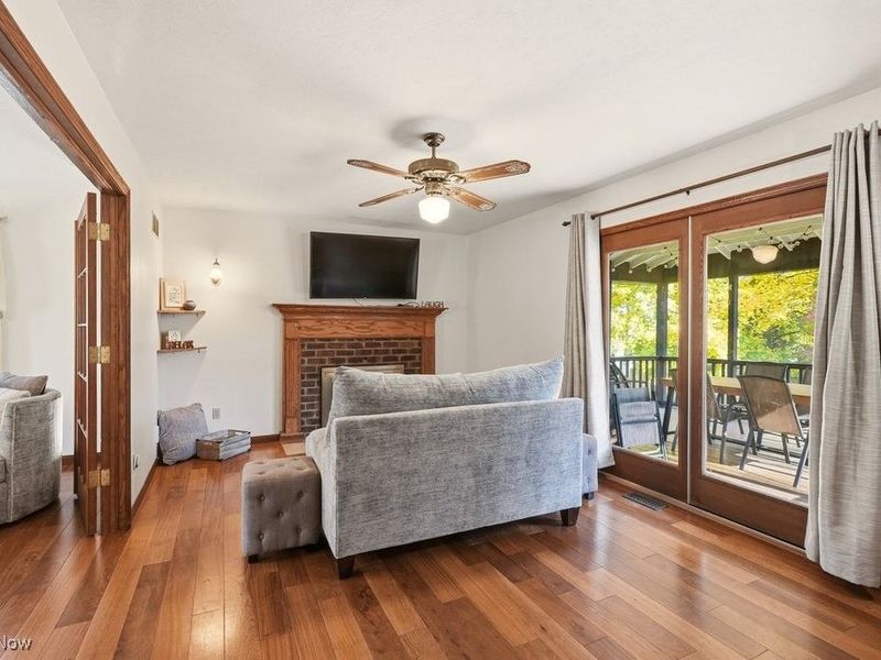 951 S Azalea Boulevard, Barberton, OH 44203 Photo 14