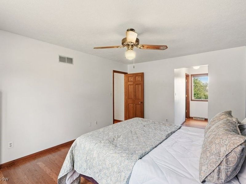 951 S Azalea Boulevard, Barberton, OH 44203 Photo 35