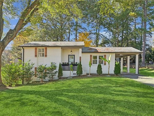 1876 Balmoral Road SE, Smyrna, GA 30080