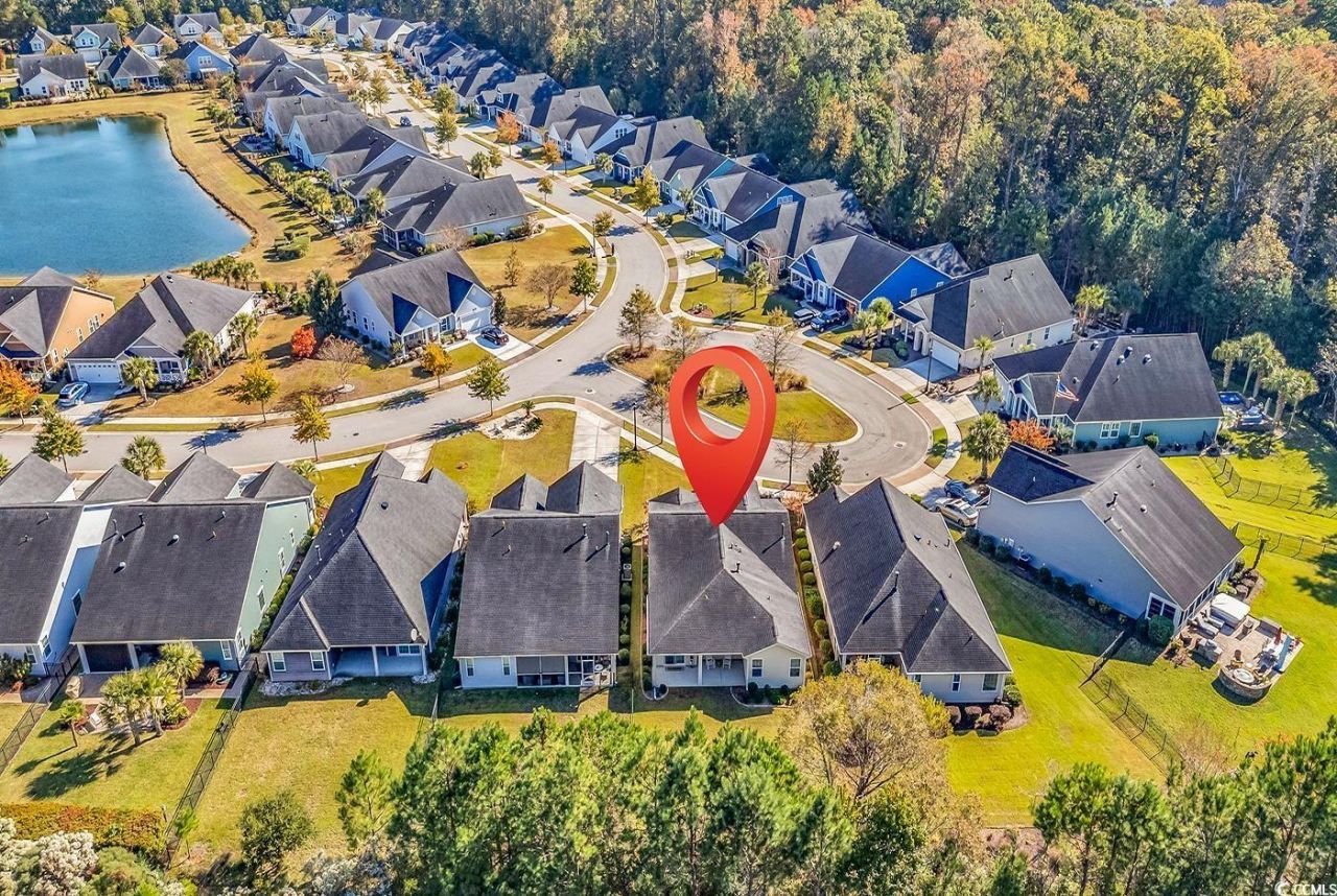 2011 Oxford St. Photo 32