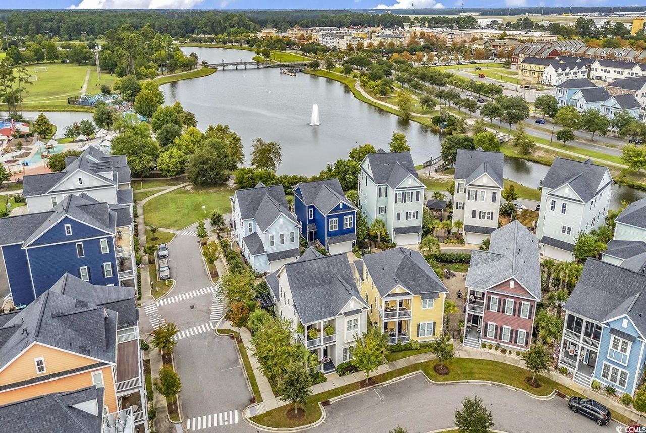 2011 Oxford St. Photo 35