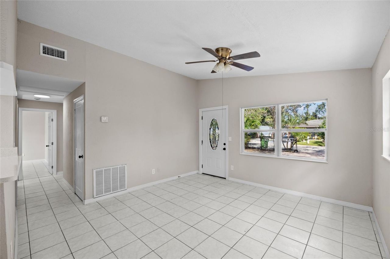 818 28th Street Circle E, Bradenton, FL 34203 Photo
