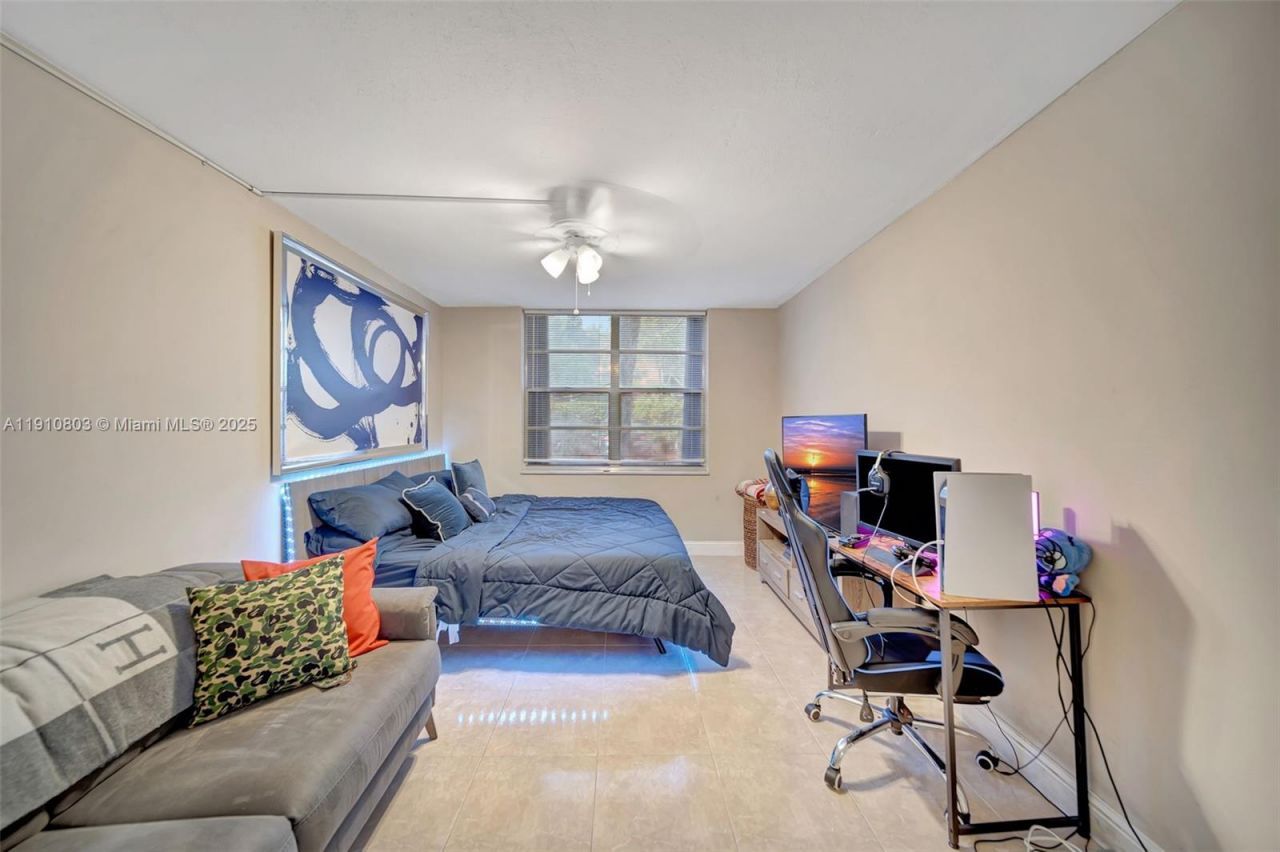 6700 Cypress Rd, Unit 105, Plantation, FL 33317 Photo