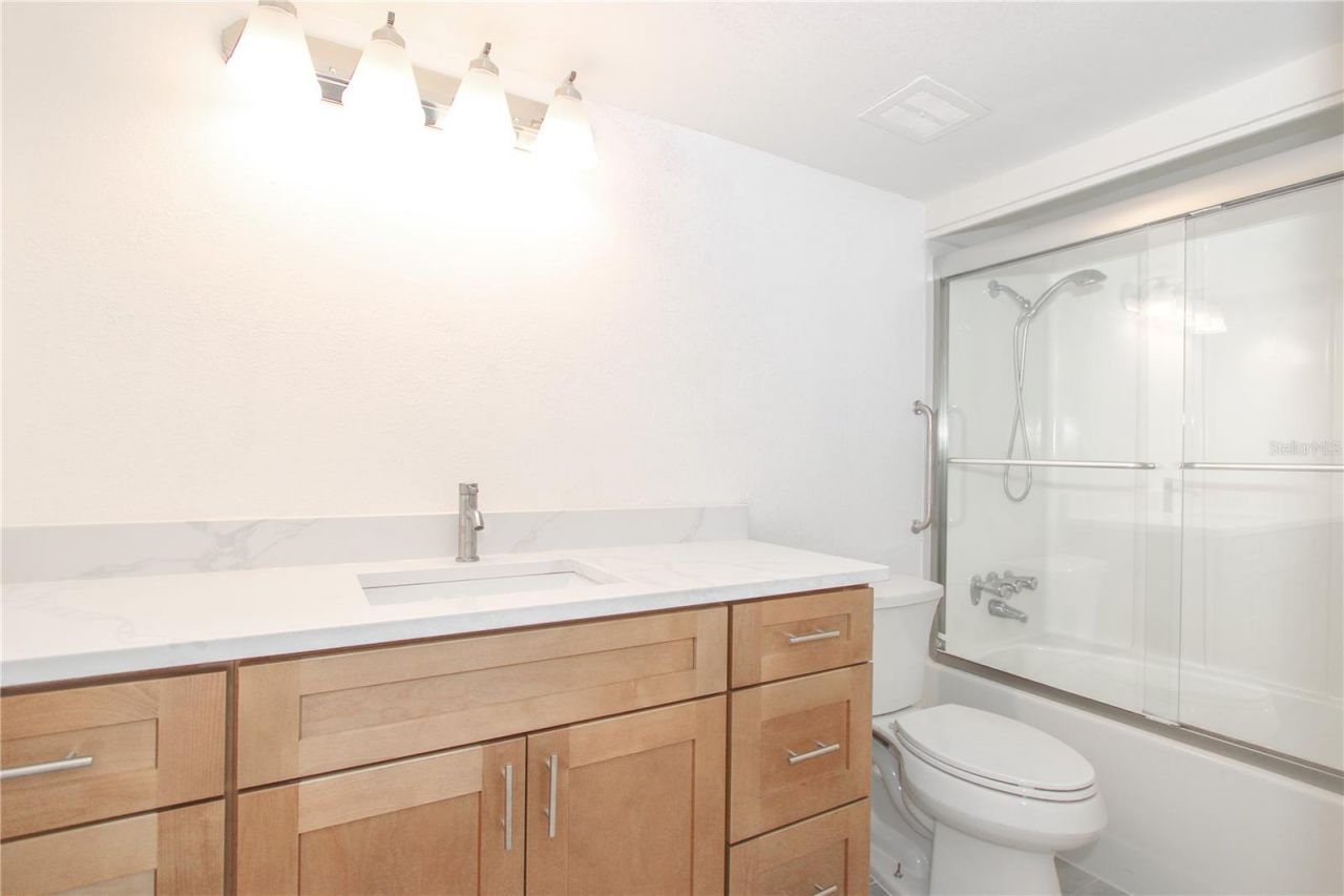 7425 Bay Island Drive S, Unit 108, South Pasadena, FL 33707 Photo