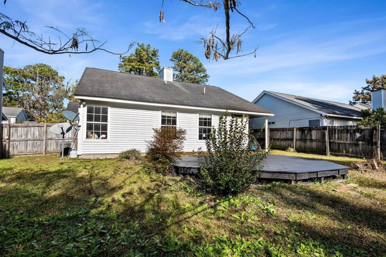 229 Hastings Drive Drive Photo 22