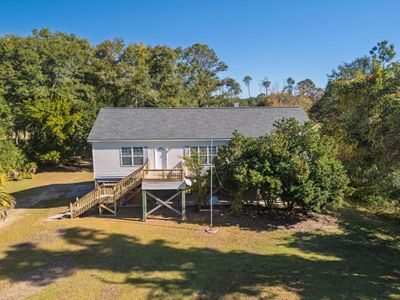 520 Fishing Creek Drive, Edisto Island, SC 29438
