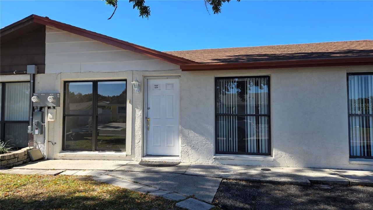 8810 Covered Bridge Court, Tampa, FL 33634 Main Photo