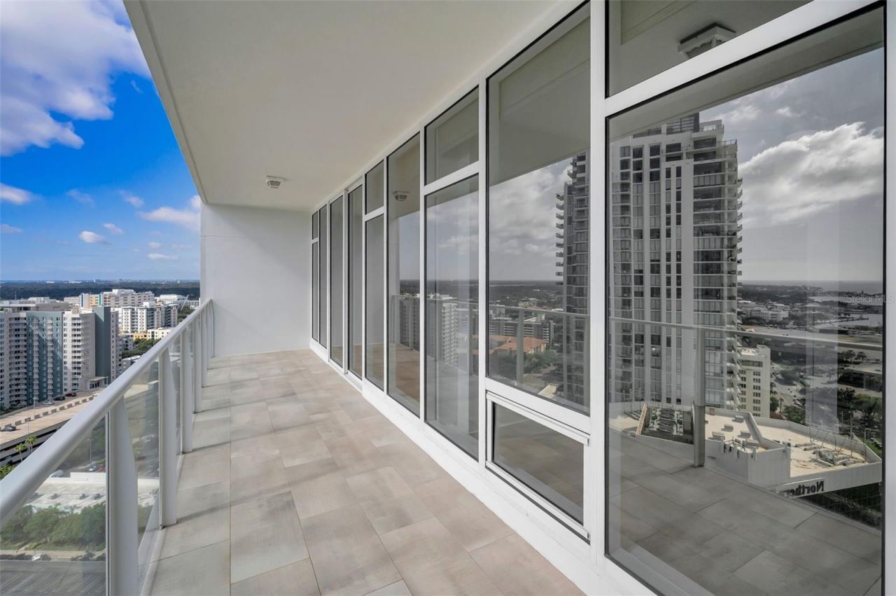 175 1st Street S, Unit 2604, Saint Petersburg, FL 33701 Photo