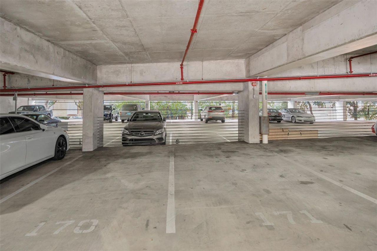 175 1st Street S, Unit 2604, Saint Petersburg, FL 33701 Photo