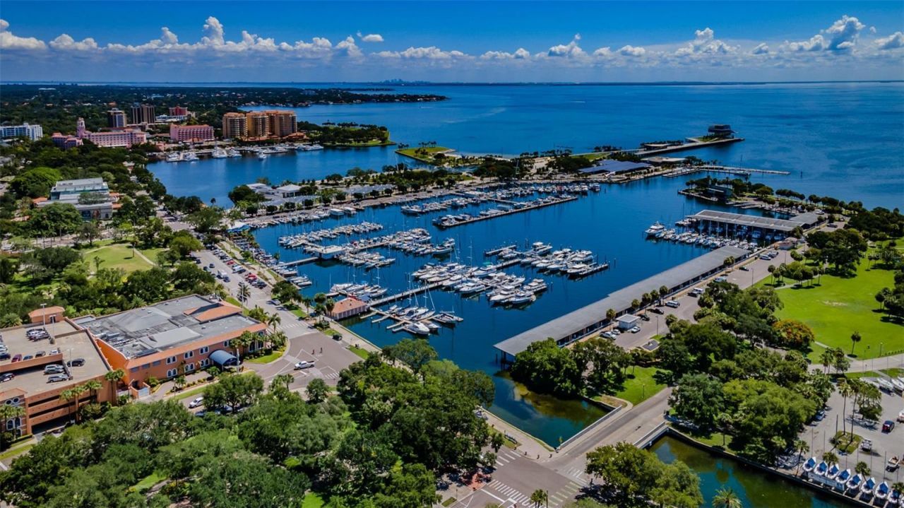 175 1st Street S, Unit 2604, Saint Petersburg, FL 33701 Photo