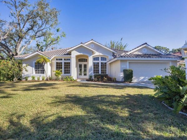 6615 HUNTER COMBE CROSSING, UNIVERSITY PARK, FL 34201