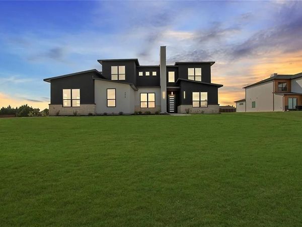 425 Whispering Way, Red Oak, TX 75154