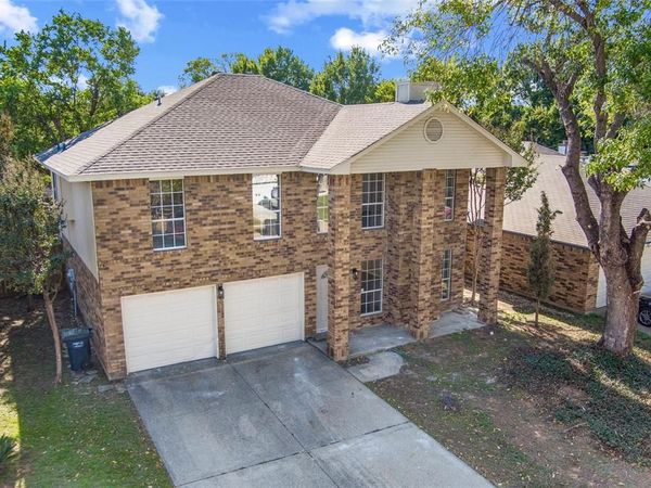 8528 Mystic Trail, Fort Worth, TX 76118