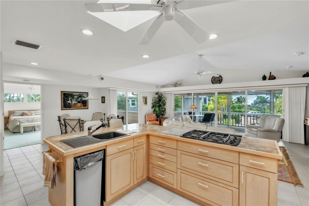103 Sunset Lane, Anna Maria, FL 34216 Photo