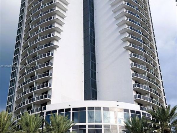 18001 Collins Ave, Unit 2114 2115, Sunny Isles Beach, FL 33160