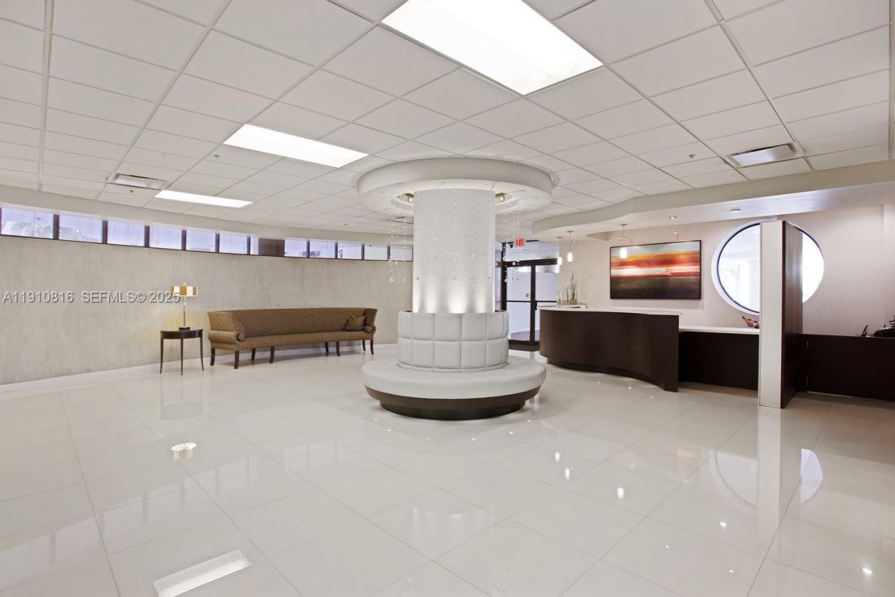 1623 Collins Ave, Unit 614, Miami Beach, FL 33139 Photo