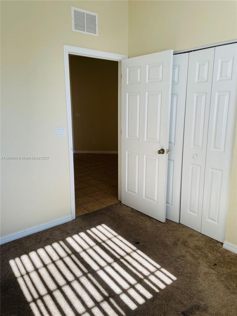 2004 Freeport Lane, Riviera Beach, FL 33404 Photo