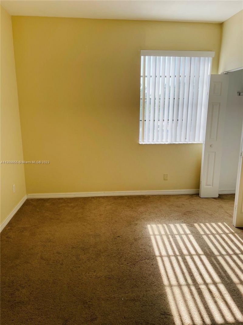 2004 Freeport Lane, Riviera Beach, FL 33404 Photo