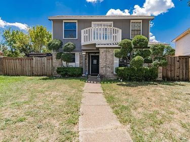 2671 Clayton Oaks Drive, Dallas, TX 75227