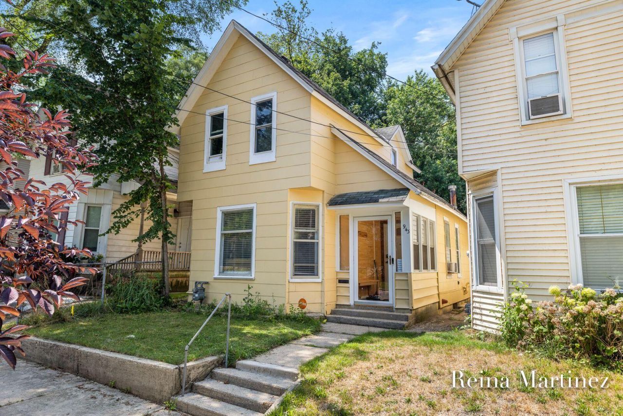 943 Prospect Avenue Ne, Grand Rapids, MI 49503 Main Photo