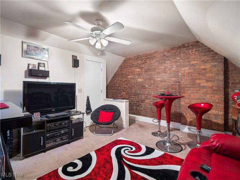 3860 W 18th Street, Cleveland, OH 44109 Photo 32