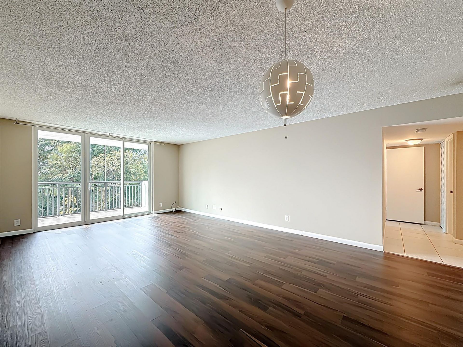 1147 Hillsboro Mile, Unit 506, Hillsboro Beach, FL 33062 Photo