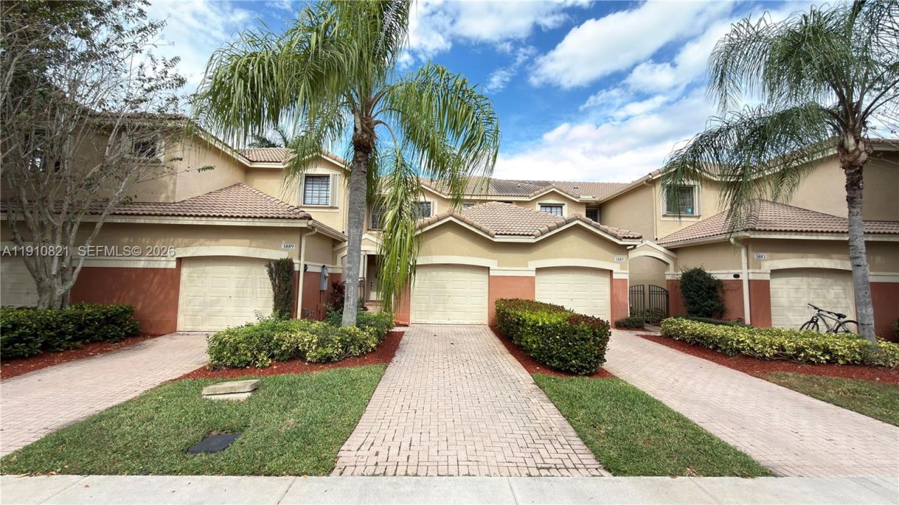 3887 Tree Top Dr, Unit 3887, Weston, FL 33332 Photo