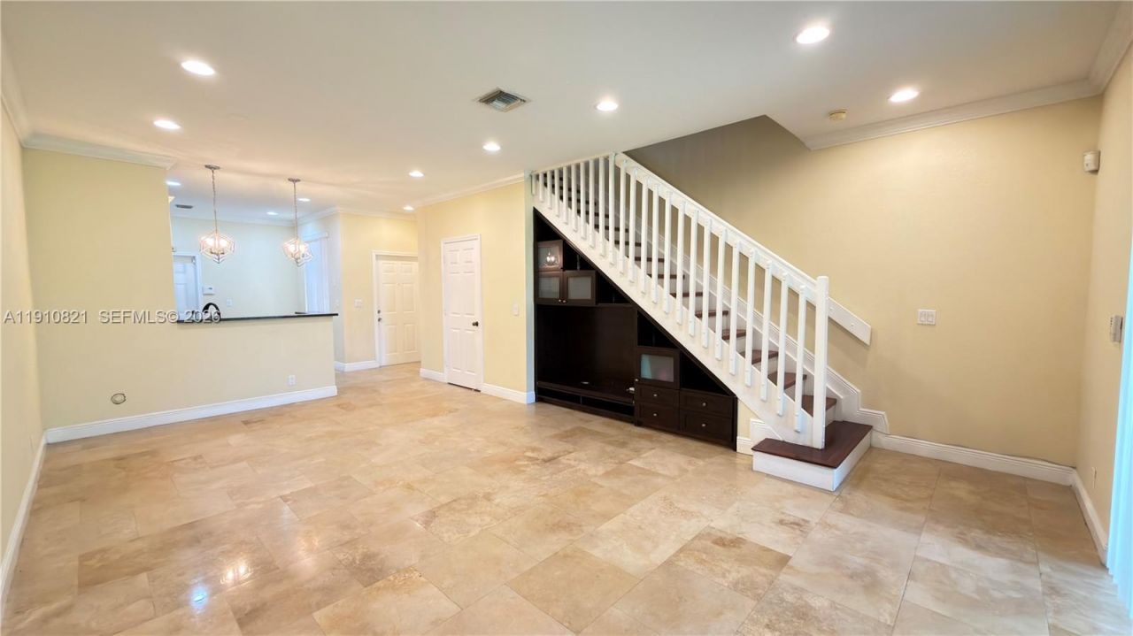 3887 Tree Top Dr, Unit 3887, Weston, FL 33332 Photo