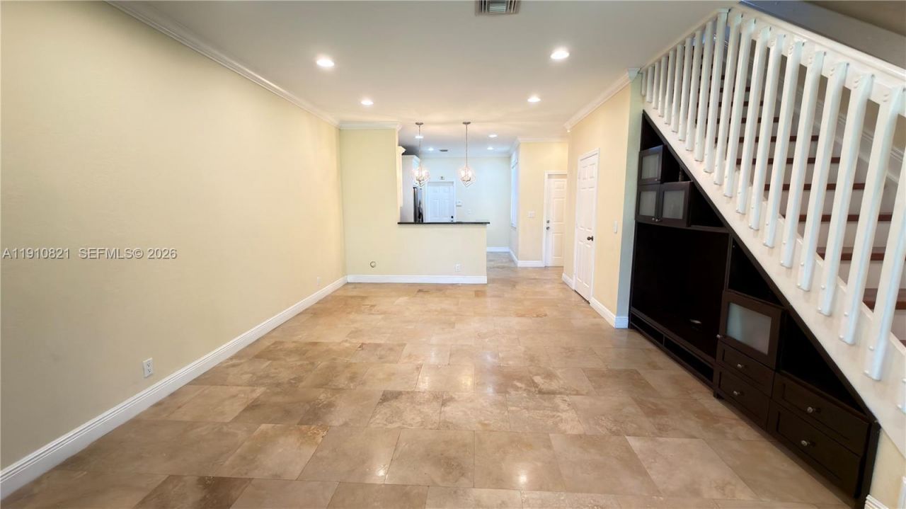 3887 Tree Top Dr, Unit 3887, Weston, FL 33332 Photo