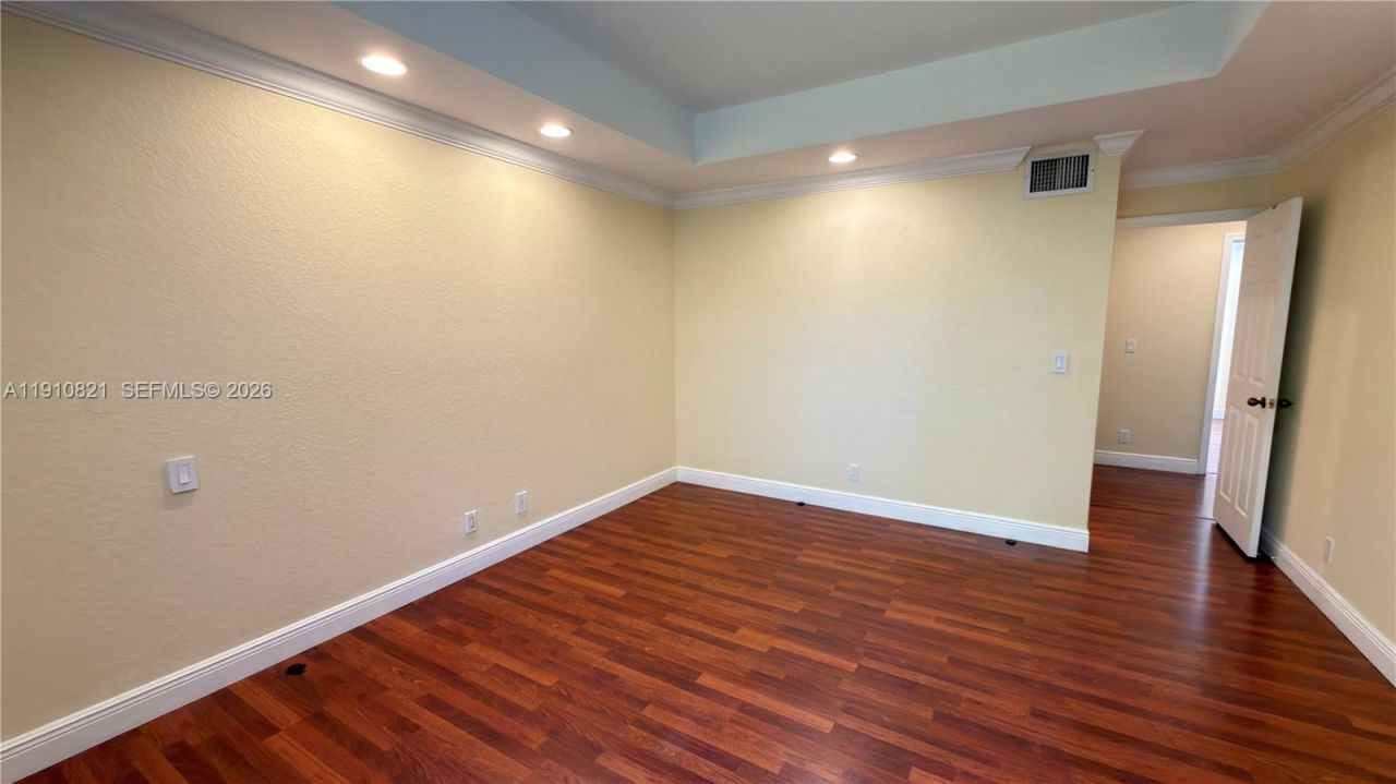 3887 Tree Top Dr, Unit 3887, Weston, FL 33332 Photo