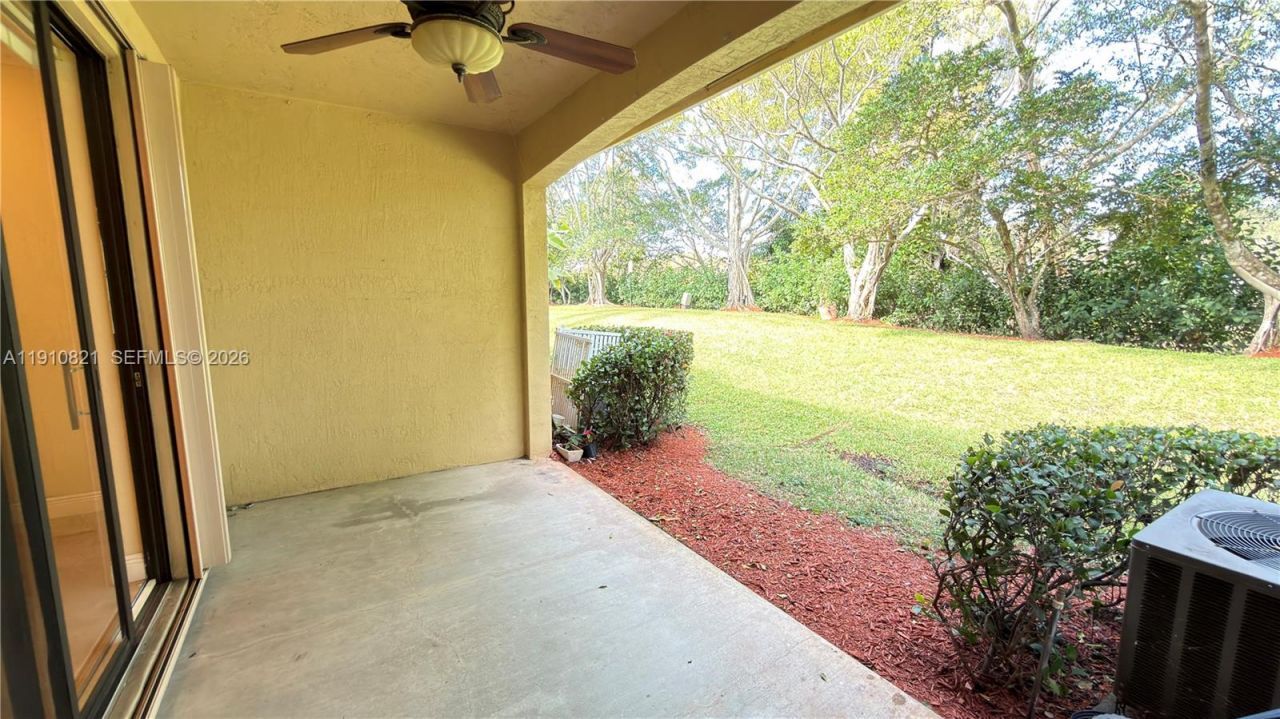3887 Tree Top Dr, Unit 3887, Weston, FL 33332 Photo
