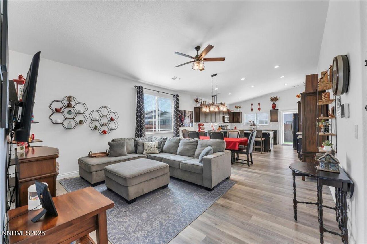 18722 Knott Crk Court, Reno, NV 89508 Photo