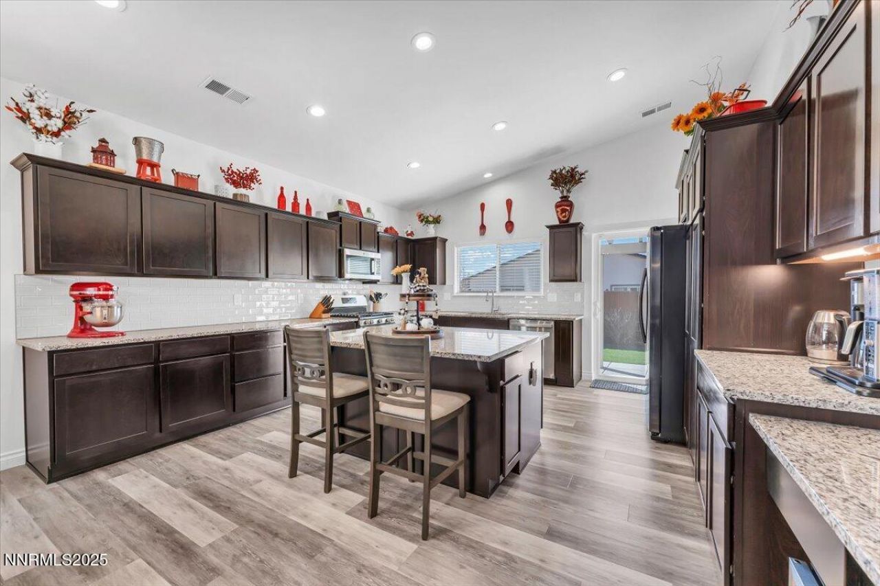 18722 Knott Crk Court, Reno, NV 89508 Photo