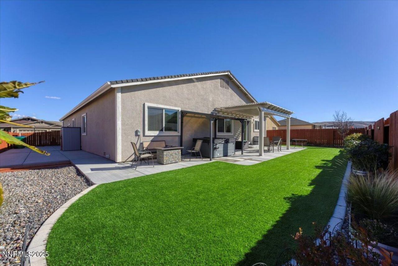 18722 Knott Crk Court, Reno, NV 89508 Photo