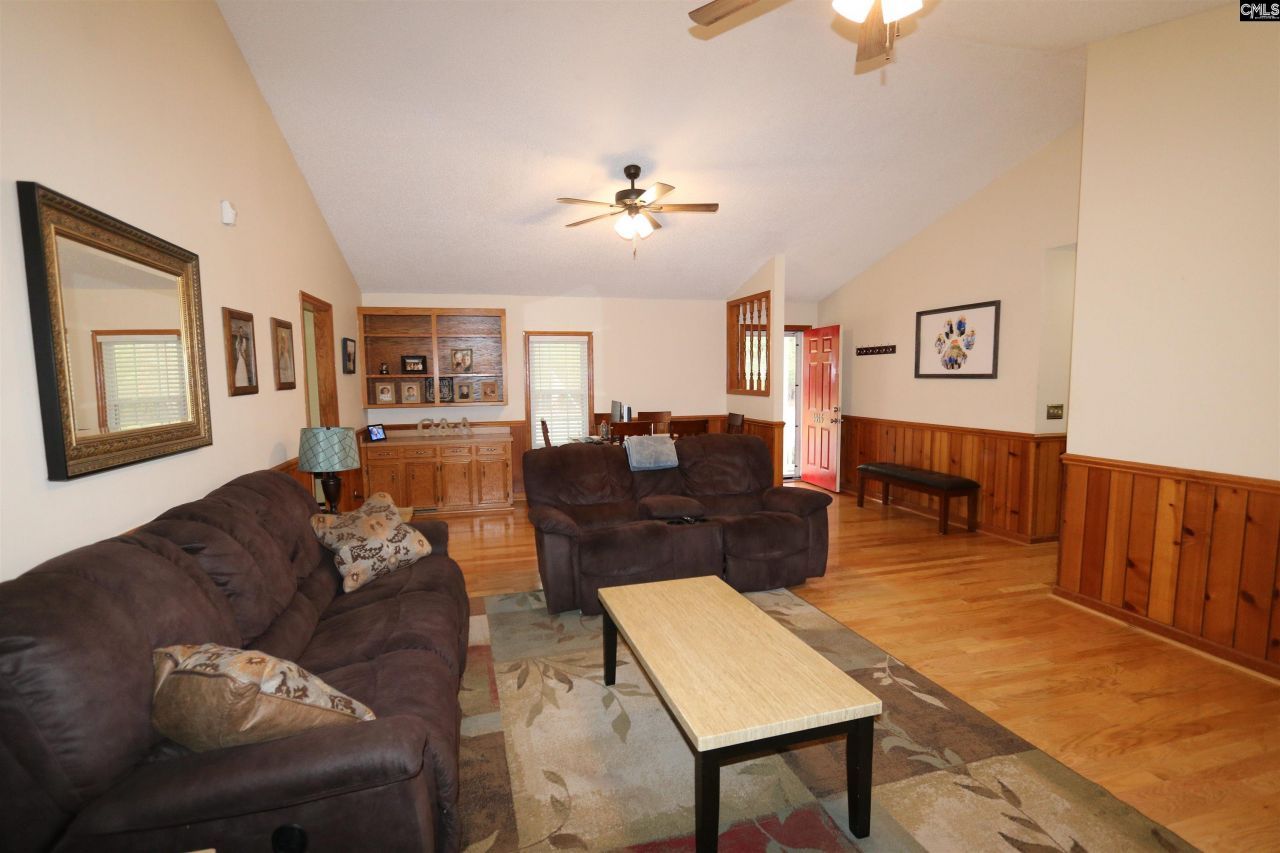 1415 Springvale Road Photo 10