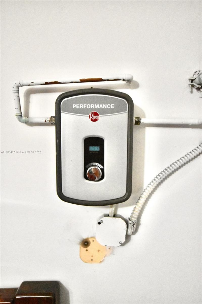 11020 NW 48th Ter, Doral, FL 33178 Photo