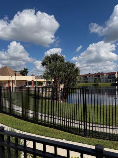 2950 W Sunrise Lks Drive, Unit 305, Fort Lauderdale, FL 33322 Photo