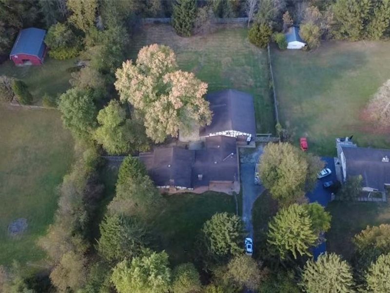 8362 Riverside Drive, Novelty, OH 44072 Photo 10