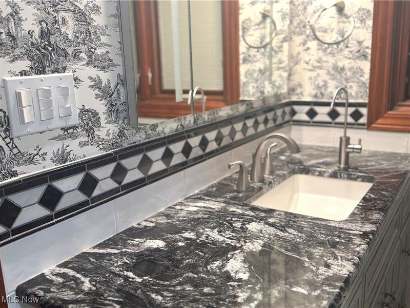 8362 Riverside Drive, Novelty, OH 44072 Photo 25