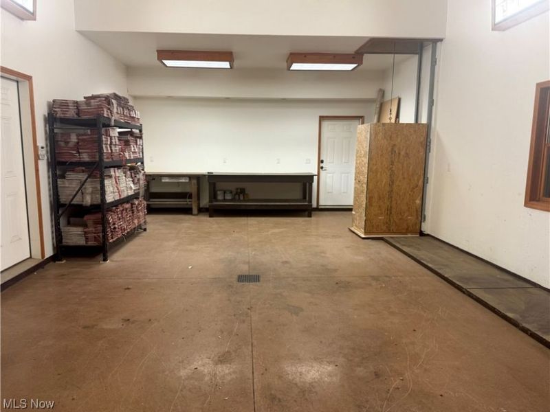 8362 Riverside Drive, Novelty, OH 44072 Photo 36