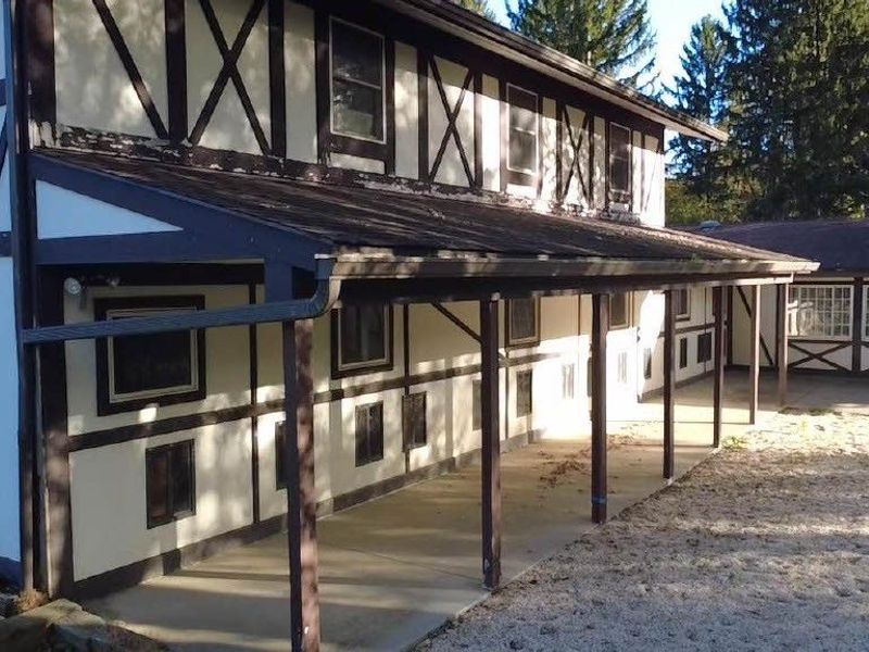 8362 Riverside Drive, Novelty, OH 44072 Photo 7