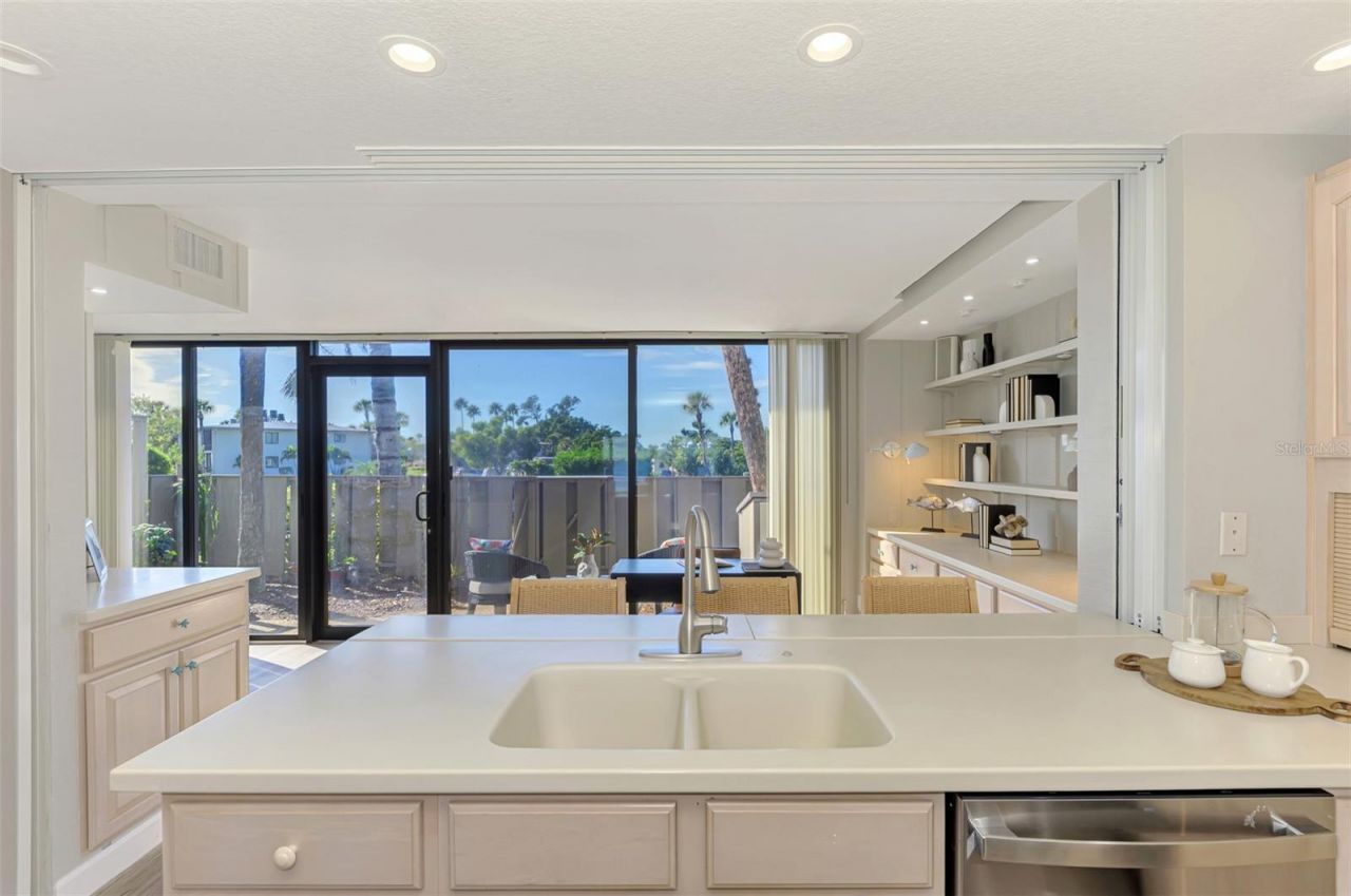 6500 Flotilla Drive, Unit 102, Holmes Beach, FL 34217 Photo