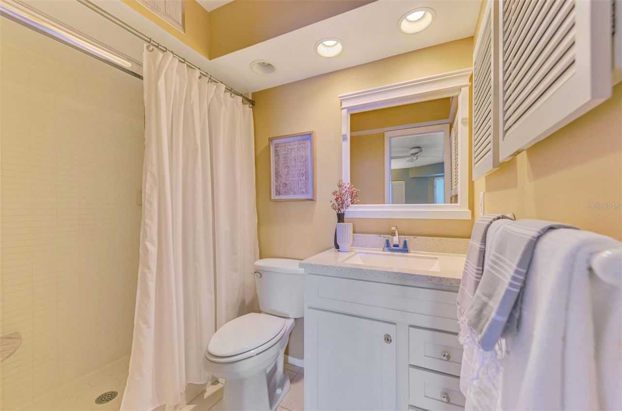 6500 Flotilla Drive, Unit 102, Holmes Beach, FL 34217 Photo