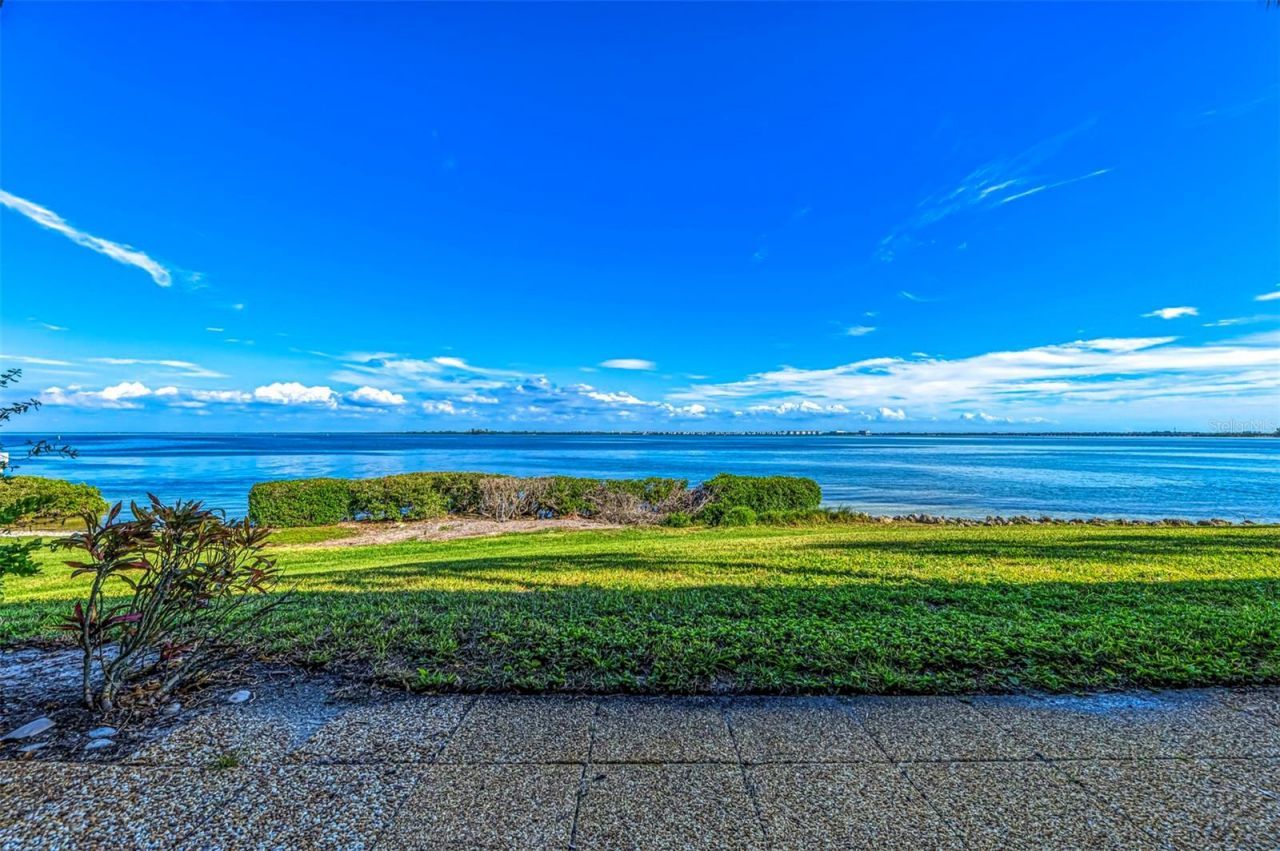 6500 Flotilla Drive, Unit 102, Holmes Beach, FL 34217 Photo