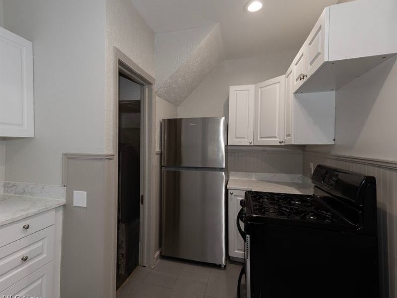 209 Clark Street, Elyria, OH 44035 Photo 12