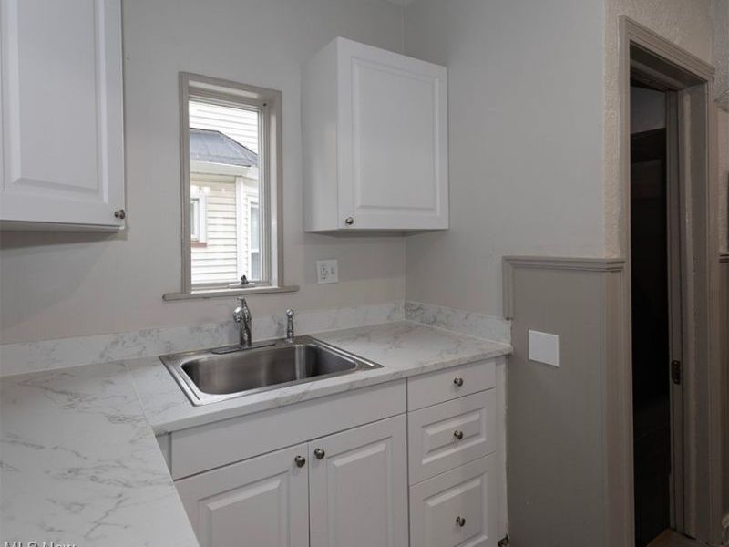 209 Clark Street, Elyria, OH 44035 Photo 13