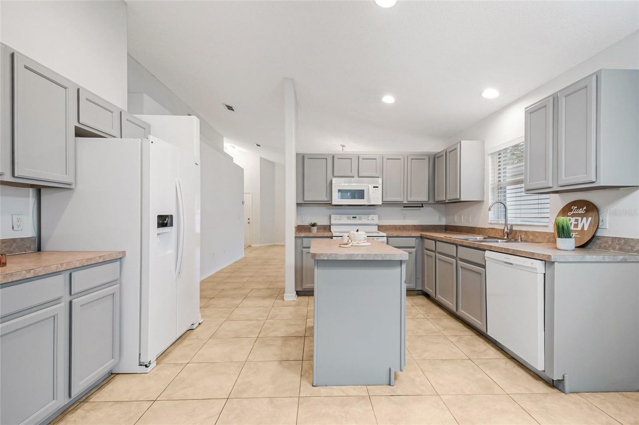 4848 Aguila Place, Orlando, FL 32826 Photo